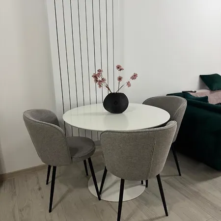 アパート Building Stefan Ll ナボダリ