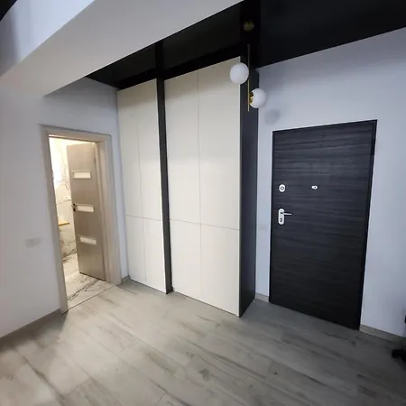 Apartment Building Stefan Ll