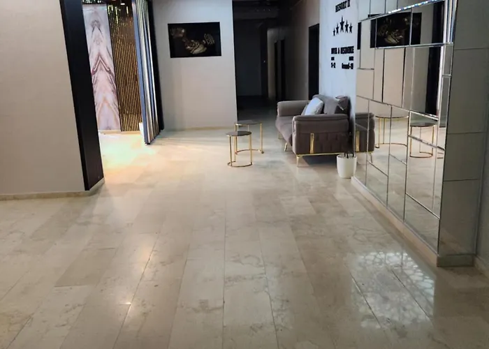 Building Stefan Ll * Нэводари